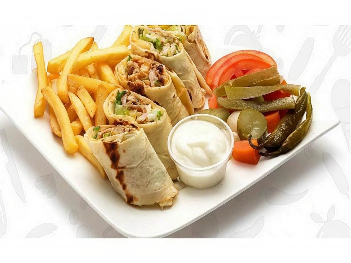 سندوتش شاورما وسط